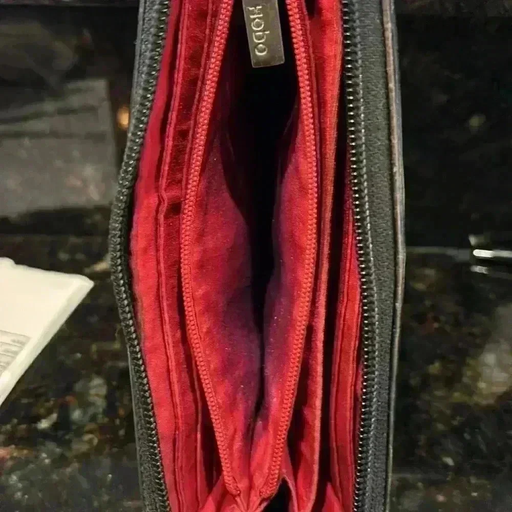 VTG HOBO wallet Leather Classic Quiet Luxury Quality Boho Chic Academia Iconic - Picture 7 of 7